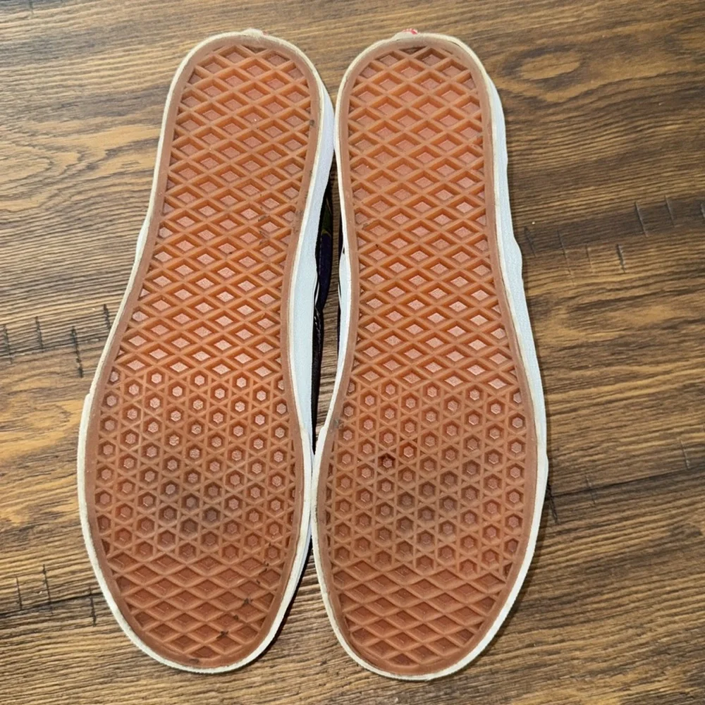 Vans custom hand painted men’s size 10 signed PJ 23 green ghost on skateboard - Picture 9 of 13